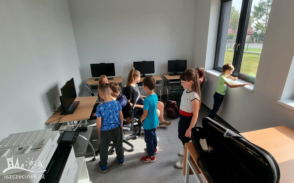Przestronna i funkcjonalna. W Jeleniu otwarto nową świetlicę wiejską.