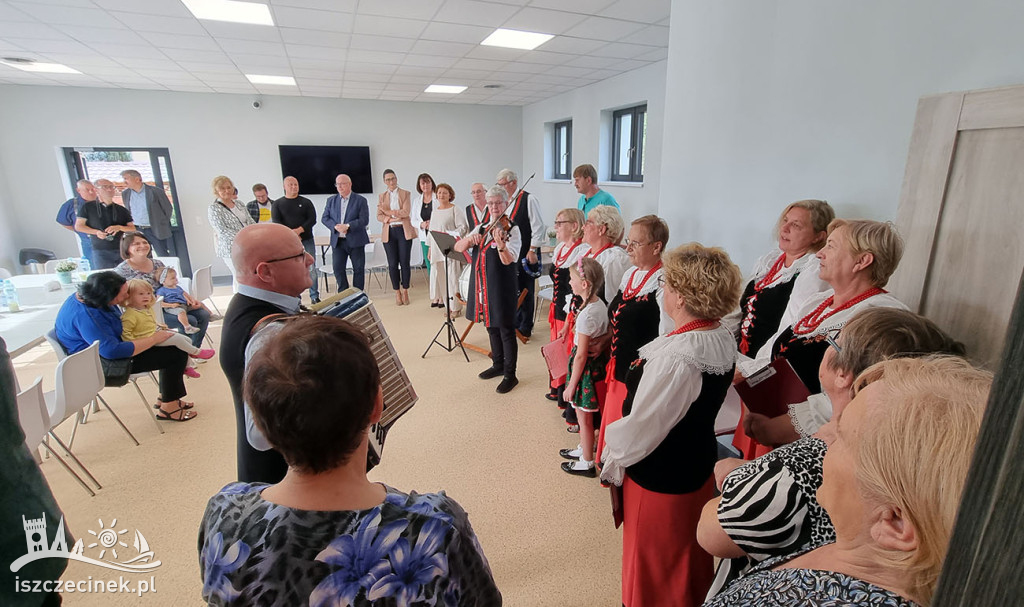 Przestronna i funkcjonalna. W Jeleniu otwarto nową świetlicę wiejską.