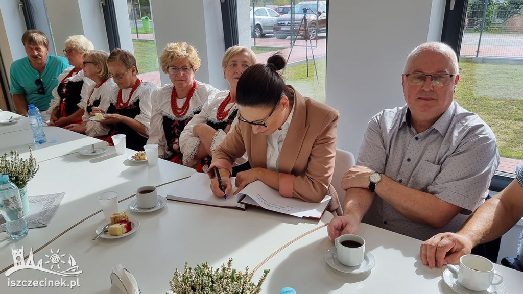 Przestronna i funkcjonalna. W Jeleniu otwarto nową świetlicę wiejską.