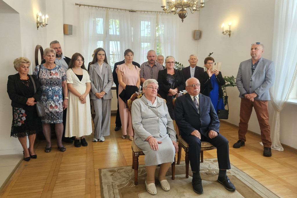 Złote Gody Stanisławy i Jerzego Żbikowskich z Barwic.