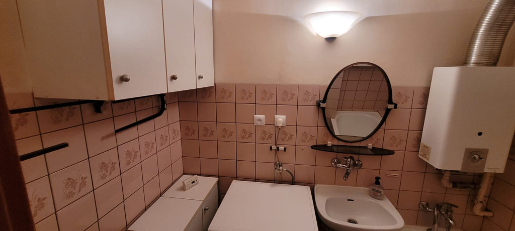 NA SPRZEDAŻ: Słoneczne mieszkanie 3-pokojowe z loggią. 