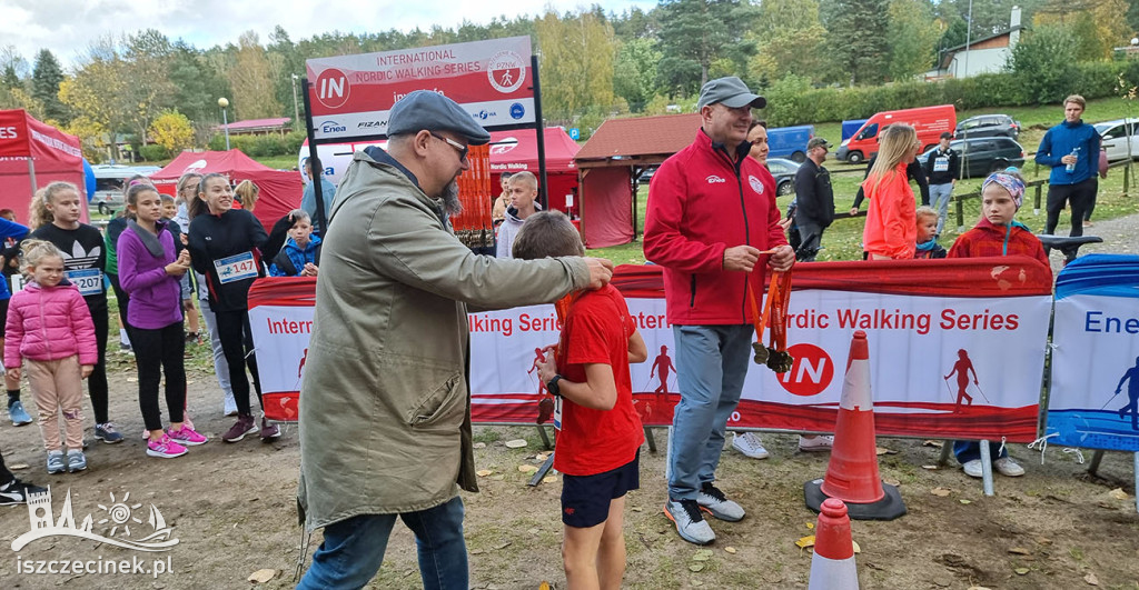 Deszczowo, ale wesoło. XI Cross Centaura w Białym Borze.