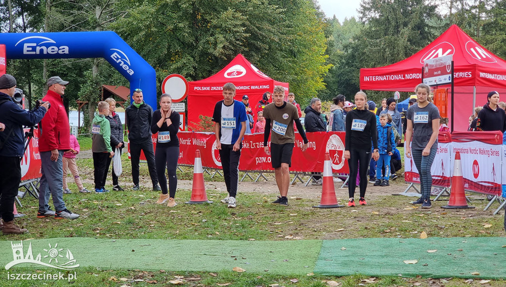 Deszczowo, ale wesoło. XI Cross Centaura w Białym Borze.