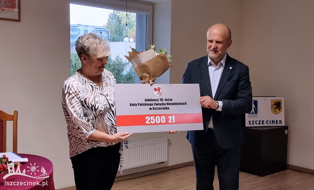 Działają i cieszą się życiem. Podwójne święto osób niewidomych ze Szczecinka.