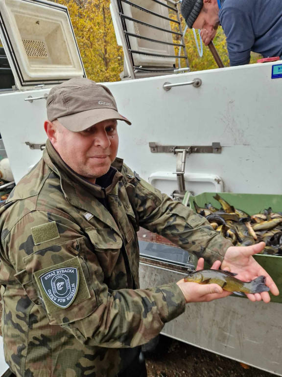 Do Trzesiecka i Wilczkowa ponownie zarybione. Tym razem linem i szczupakiem