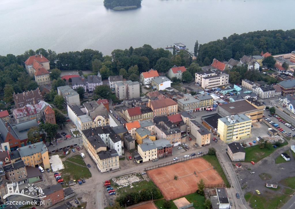 Szczecinek sprzed około 30 lat z lotu ptaka. Pamiętacie? [ZDJĘCIA]