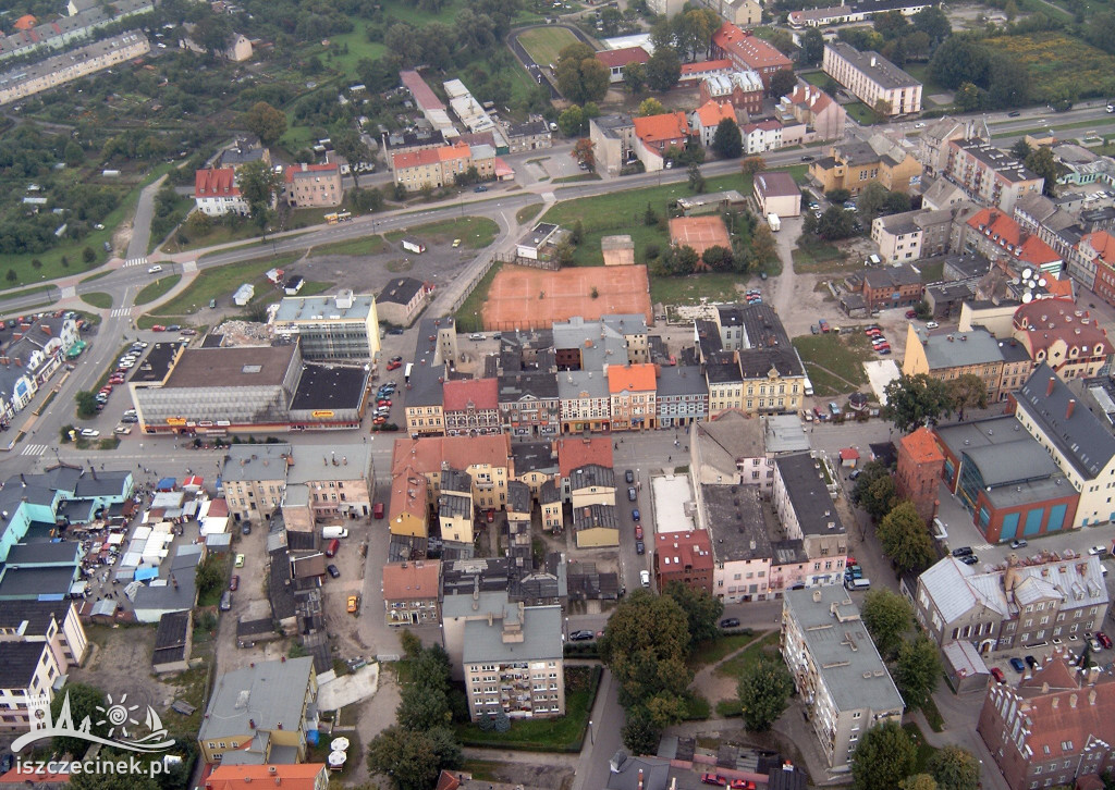 Szczecinek sprzed około 30 lat z lotu ptaka. Pamiętacie? [ZDJĘCIA]