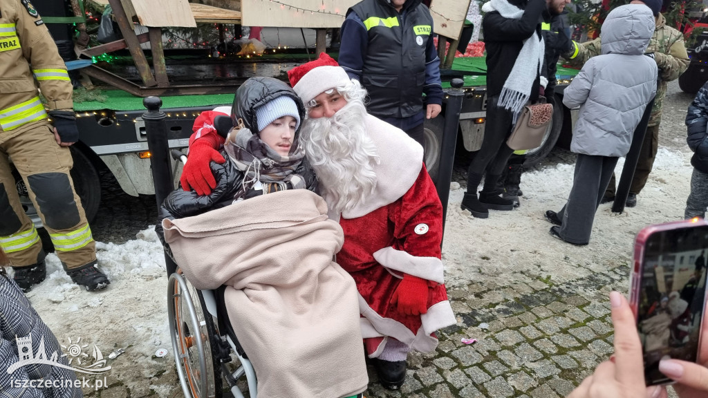Barwice. Kiermasz świąteczny i wizyta św. Mikołaja.