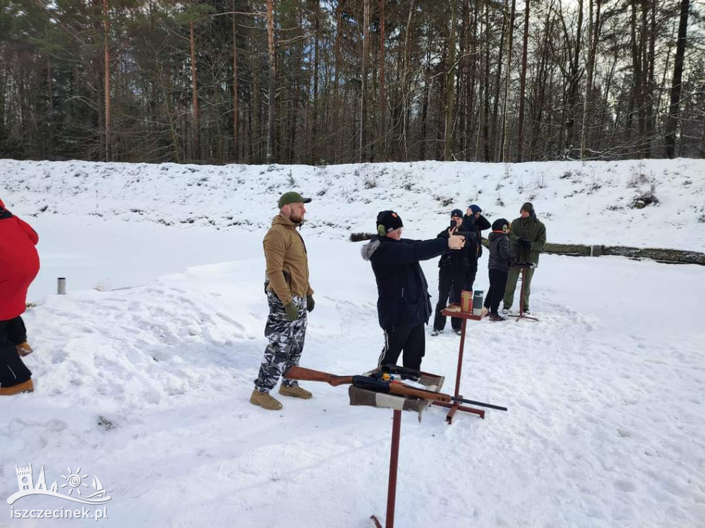 Sport strzelecki uczy odpowiedzialności. Rozmowa z Danielem Kozińskim