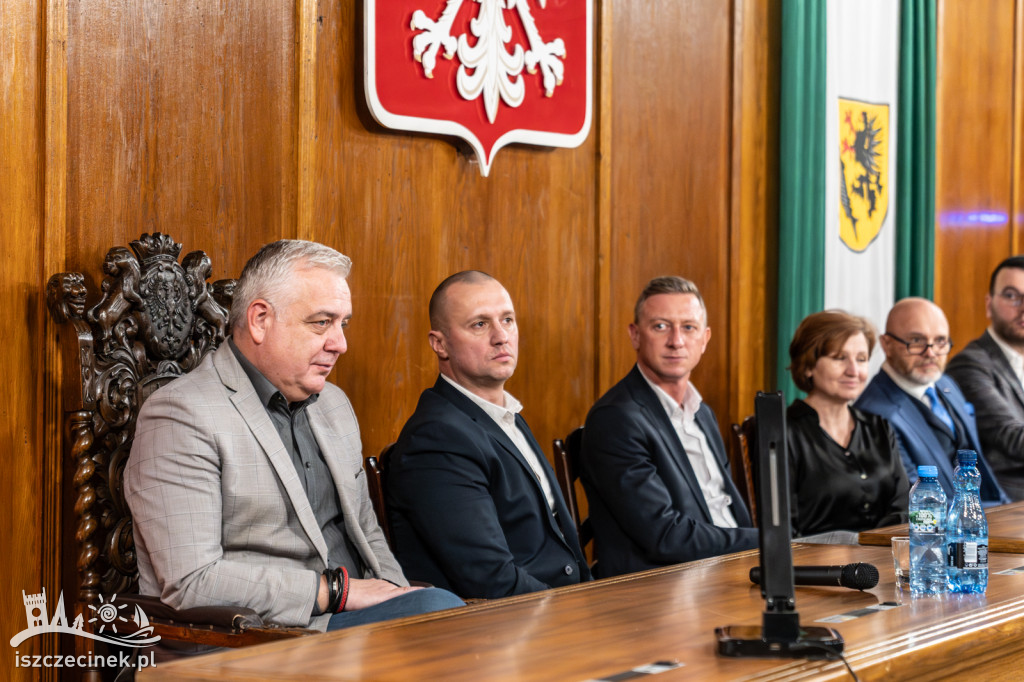 Najlepsi uczniowie, artyści i sportowcy ze stypendiami burmistrza