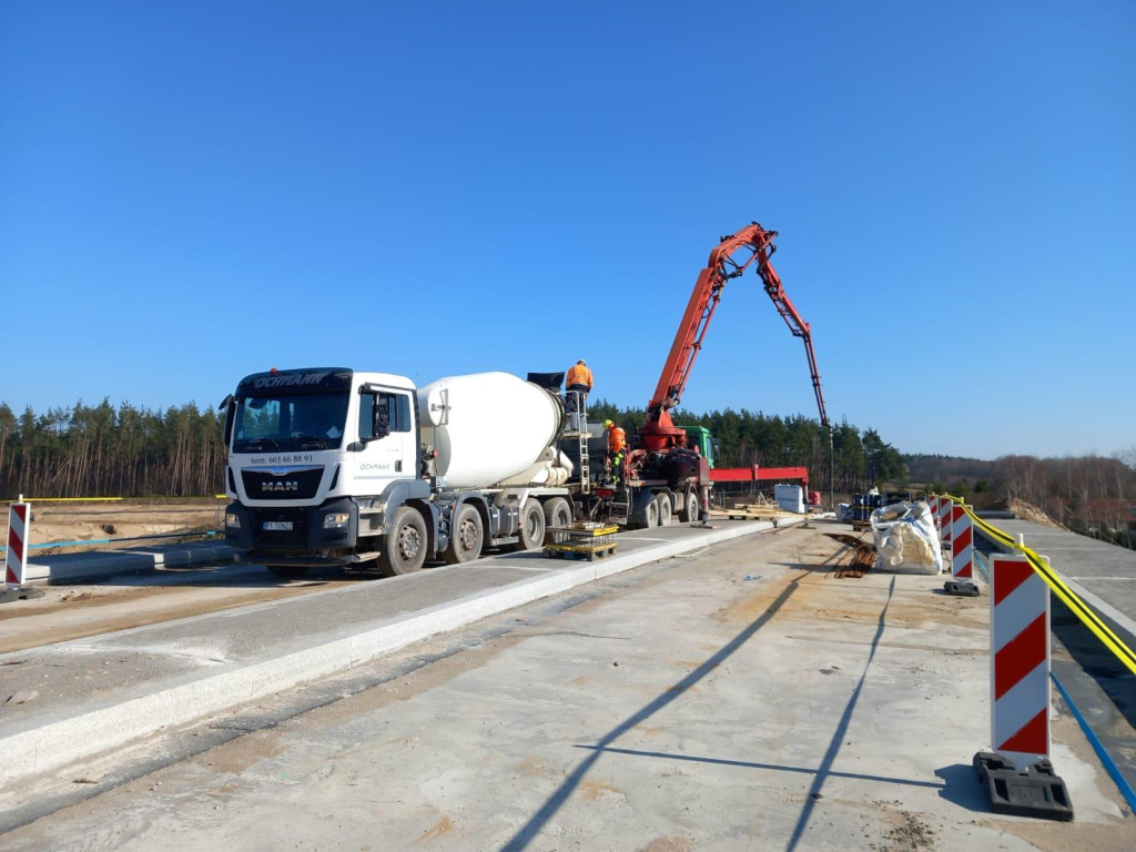 Trwają prace na budowie obwodnicy Szczecinka w ciągu drogi krajowej nr 20.