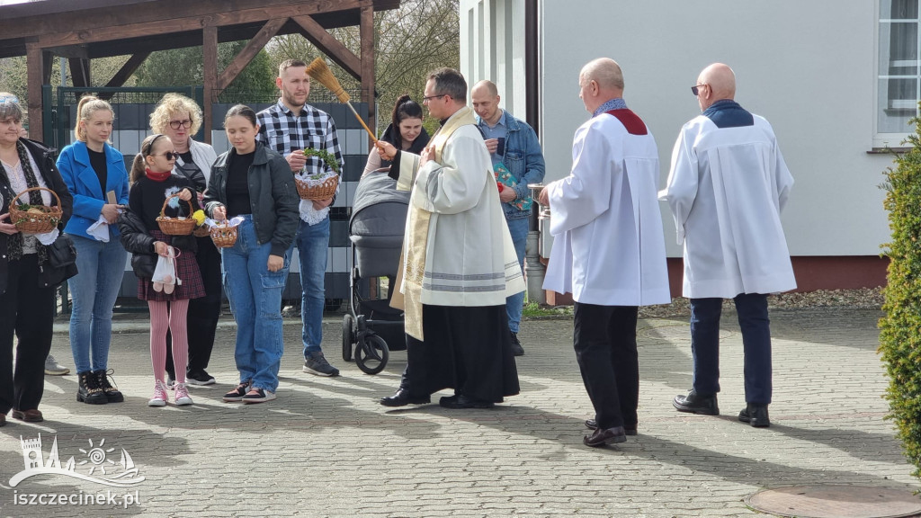 Mieszkańcy Szczecinka poświęcili pokarmy ZDJĘCIA