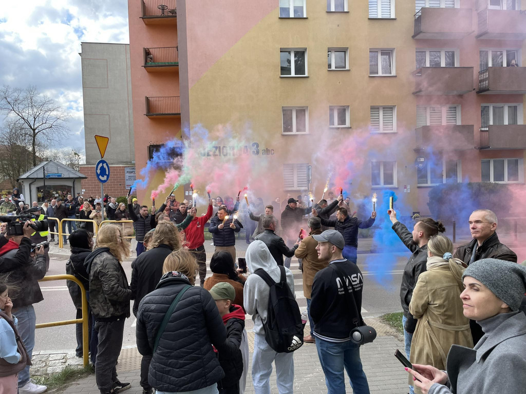 Odsłonięto mural upamiętniający Krzysztofa Pajewskiego