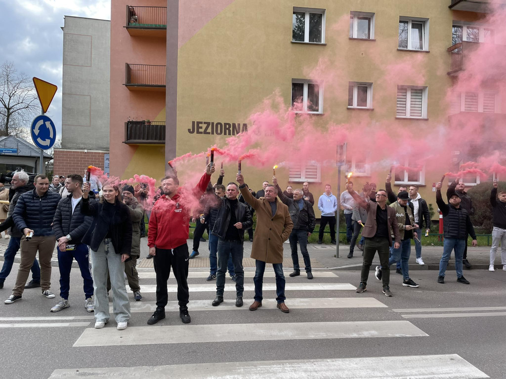 Odsłonięto mural upamiętniający Krzysztofa Pajewskiego