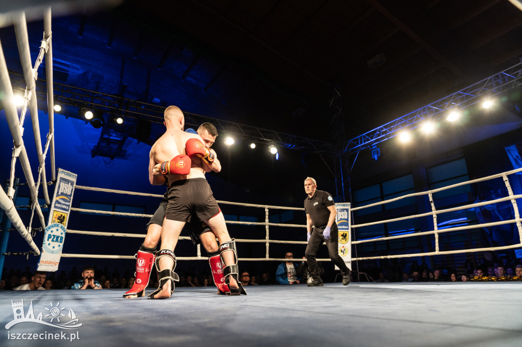 Arena Pająk Fight Night: Niezapomniane emocje i sportowe zmagania!
