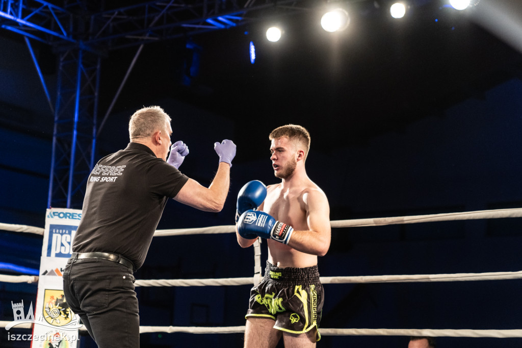 Arena Pająk Fight Night: Niezapomniane emocje i sportowe zmagania!