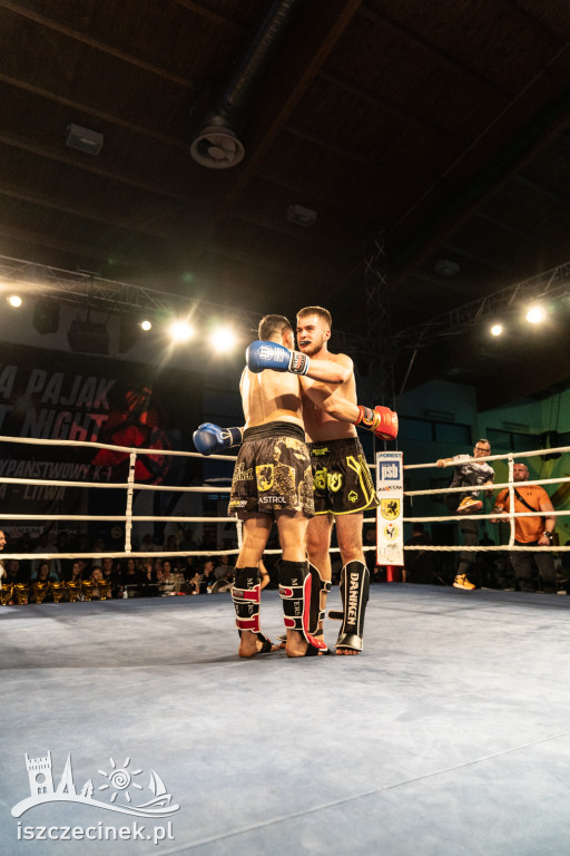 Arena Pająk Fight Night: Niezapomniane emocje i sportowe zmagania!