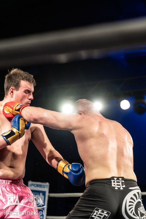 Arena Pająk Fight Night: Niezapomniane emocje i sportowe zmagania!