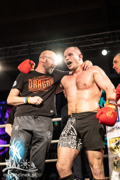 Arena Pająk Fight Night: Niezapomniane emocje i sportowe zmagania!