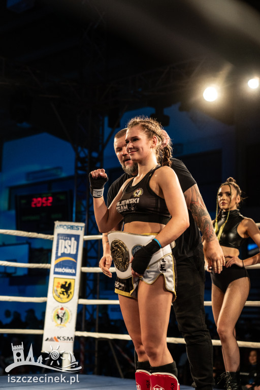 Arena Pająk Fight Night: Niezapomniane emocje i sportowe zmagania!