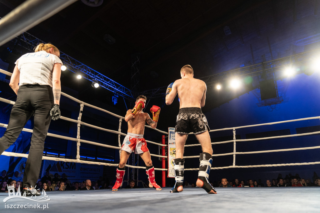 Arena Pająk Fight Night: Niezapomniane emocje i sportowe zmagania!