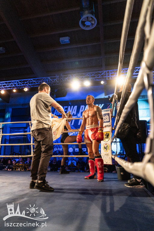 Arena Pająk Fight Night: Niezapomniane emocje i sportowe zmagania!