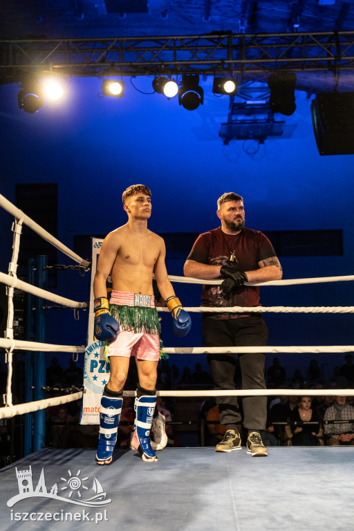 Arena Pająk Fight Night: Niezapomniane emocje i sportowe zmagania!