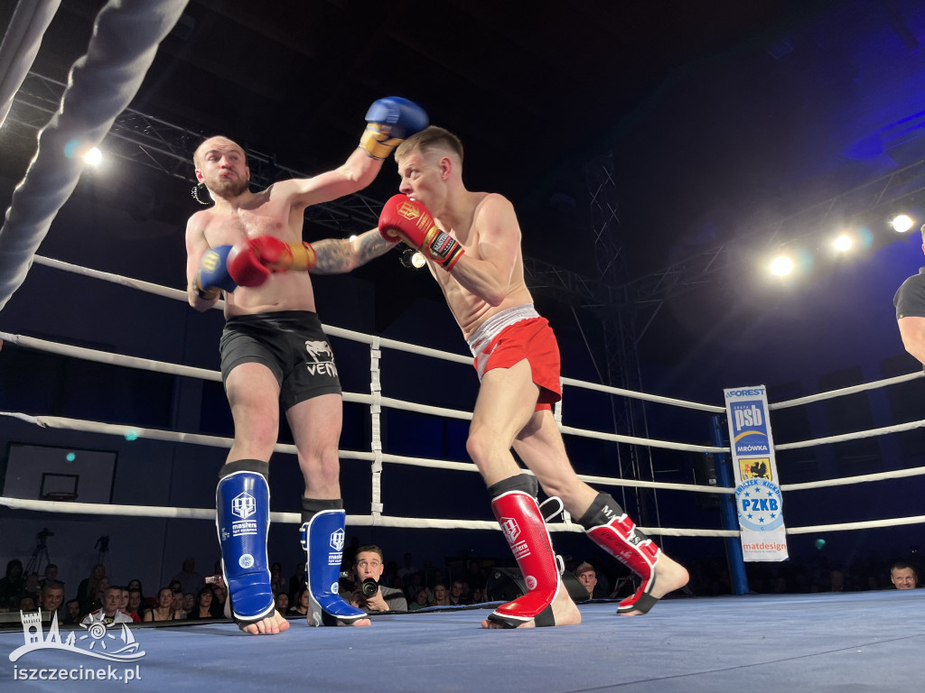 Arena Pająk Fight Night: Niezapomniane emocje i sportowe zmagania!
