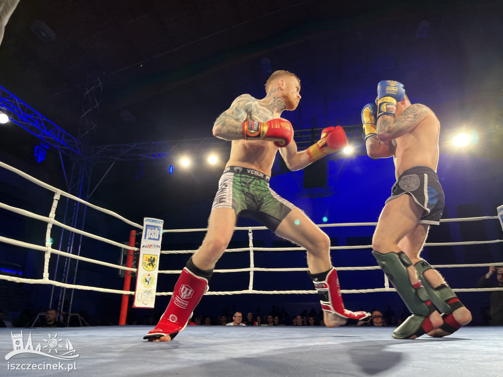 Arena Pająk Fight Night: Niezapomniane emocje i sportowe zmagania!