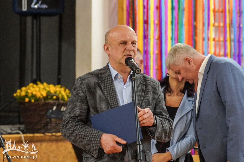 Od czterdziestu lat bawią i pielęgnują tradycję. Okrągły jubileusz Kumoszek z Parsęcka