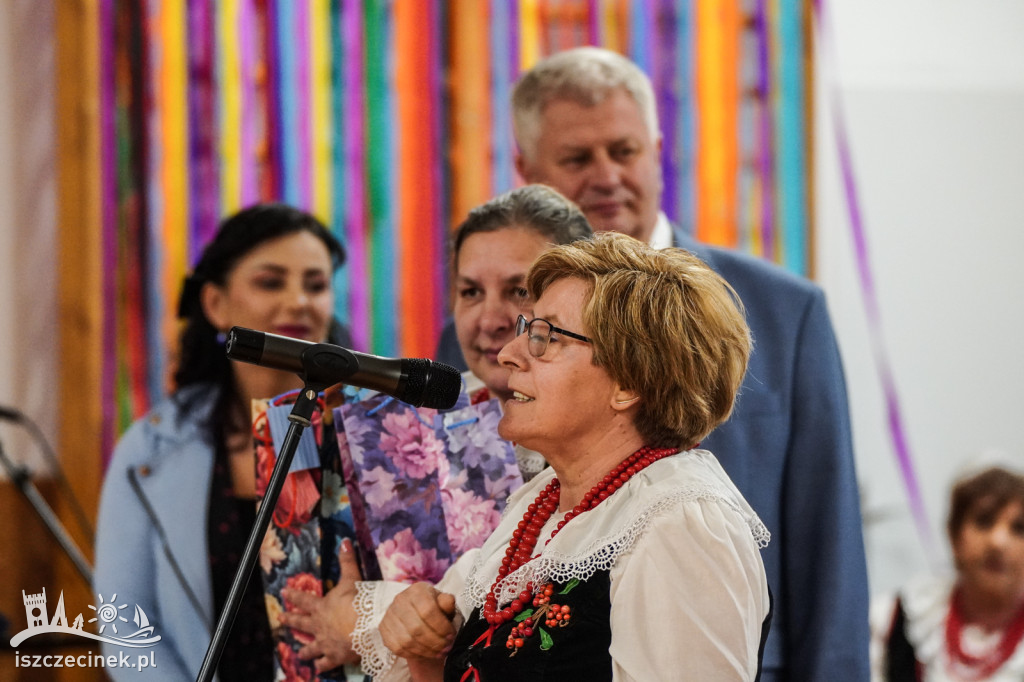 Od czterdziestu lat bawią i pielęgnują tradycję. Okrągły jubileusz Kumoszek z Parsęcka