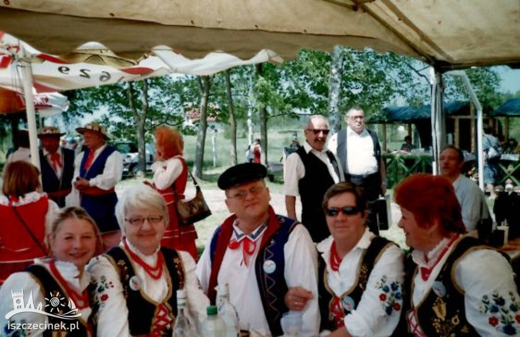 Od czterdziestu lat bawią i pielęgnują tradycję. Okrągły jubileusz Kumoszek z Parsęcka