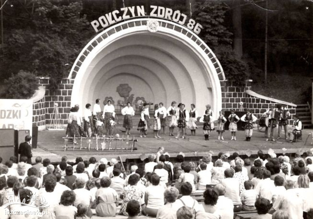 Od czterdziestu lat bawią i pielęgnują tradycję. Okrągły jubileusz Kumoszek z Parsęcka