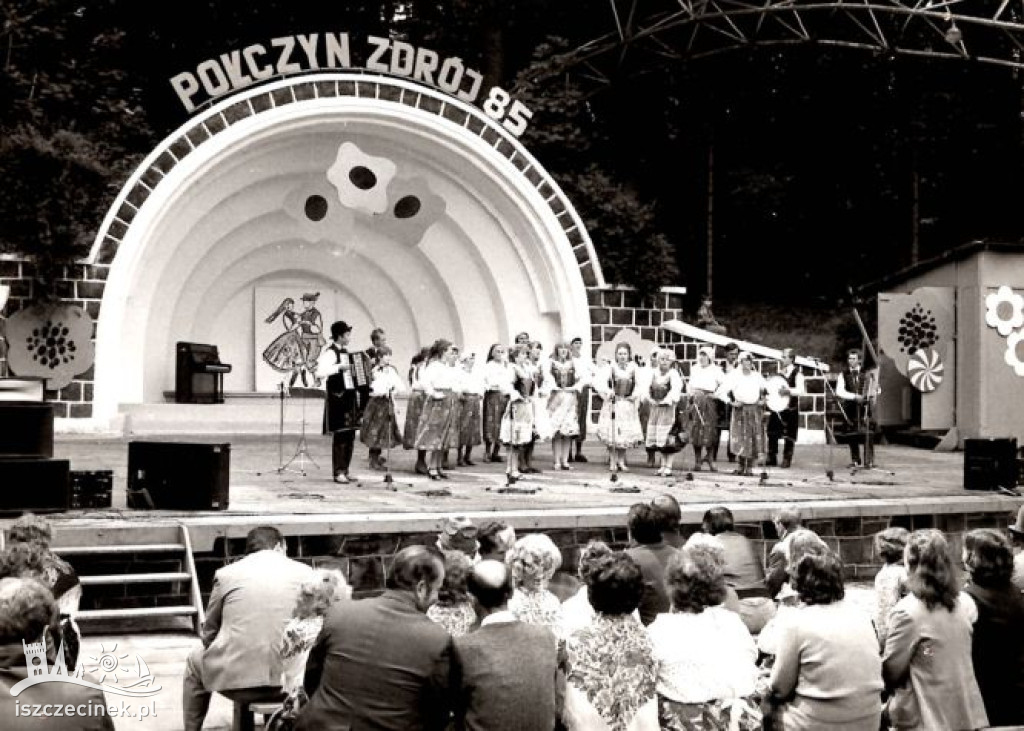 Od czterdziestu lat bawią i pielęgnują tradycję. Okrągły jubileusz Kumoszek z Parsęcka