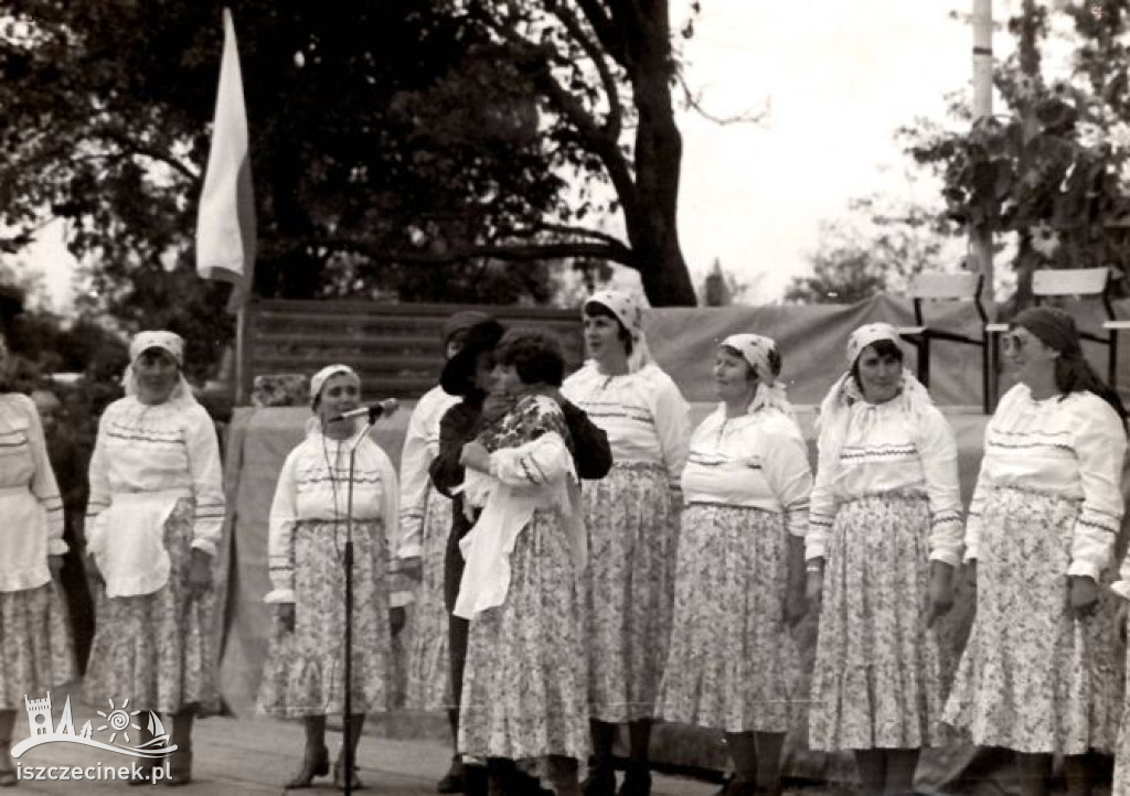 Od czterdziestu lat bawią i pielęgnują tradycję. Okrągły jubileusz Kumoszek z Parsęcka