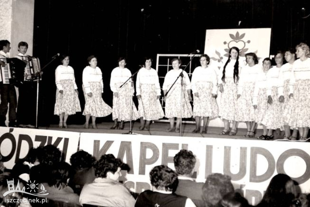 Od czterdziestu lat bawią i pielęgnują tradycję. Okrągły jubileusz Kumoszek z Parsęcka