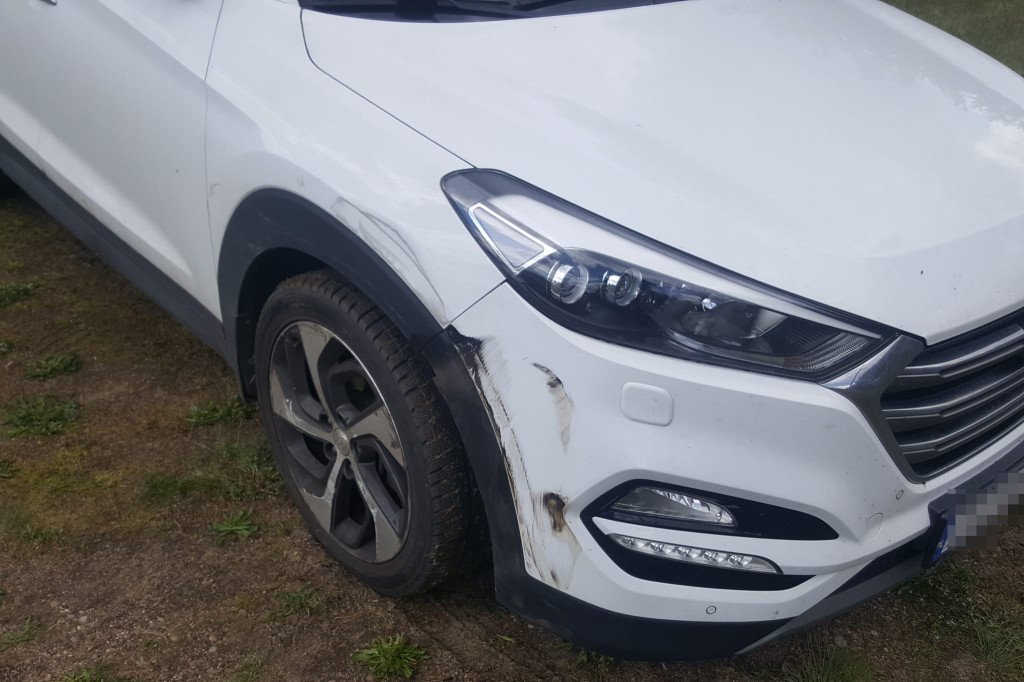 Ciężarówka zepchnęła SUV-a z drogi. Było niebezpiecznie i niemiło