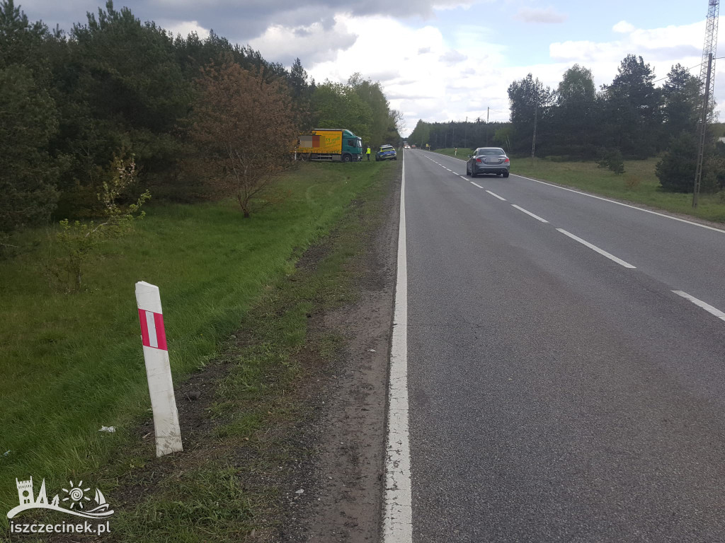 Ciężarówka zepchnęła SUV-a z drogi. Było niebezpiecznie i niemiło