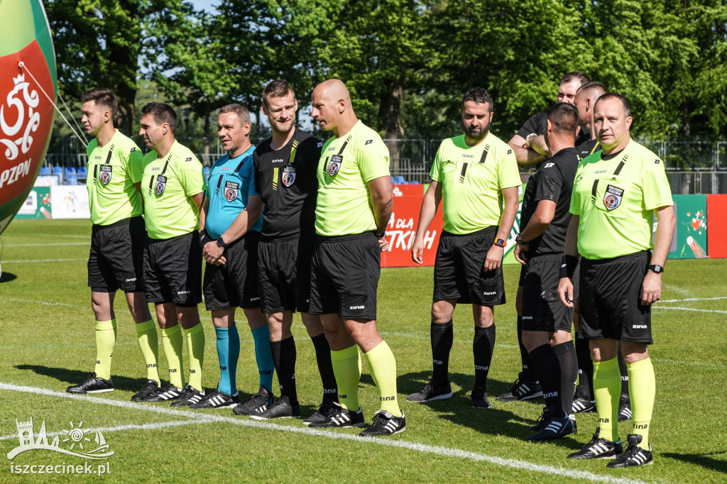 Z Podwórka na Stadion o Puchar Tymbarku.