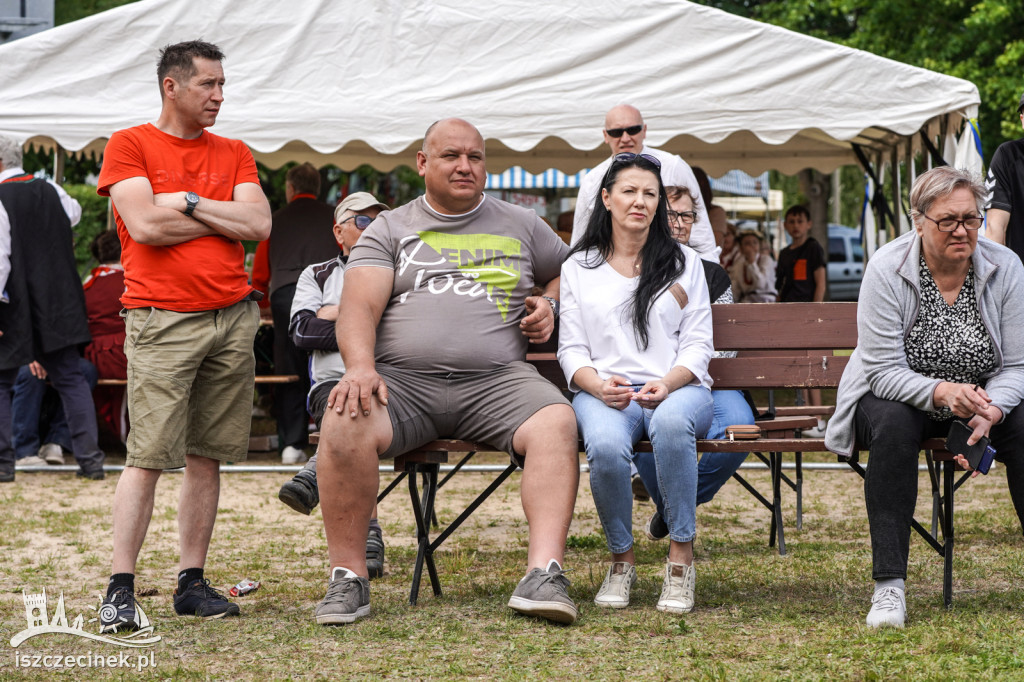Na ludową nutę. W Jeleniu odbył się XI Regionalny Przegląd Zespołów Śpiewaczych i Kapel.