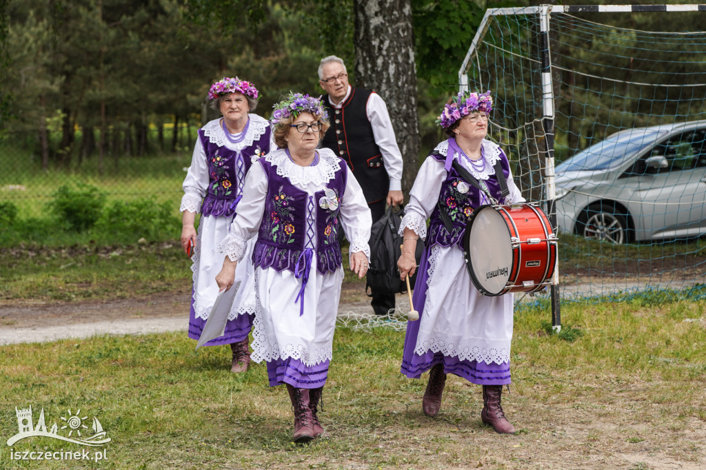 Na ludową nutę. W Jeleniu odbył się XI Regionalny Przegląd Zespołów Śpiewaczych i Kapel.