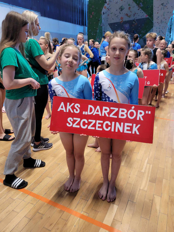 Udane starty młodych akrobatów na Międzywojewódzkich Mistrzostwach Młodzików