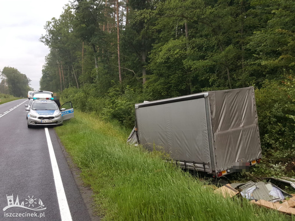 Kierowca busa zasnął za kierownicą. Po chwili stało się to.