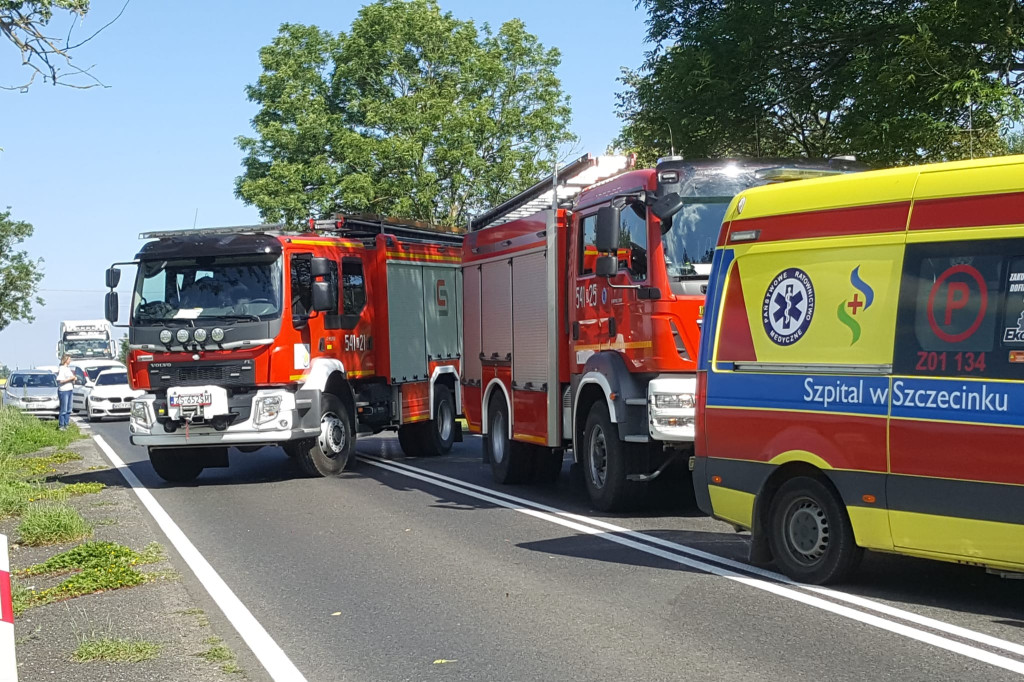 Zderzenie trzech samochodów na „jedenastce”.