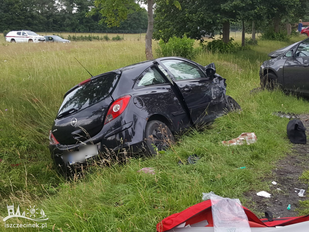 Groźny wypadek na drodze krajowej nr 20: Czołowe zderzenie koło Drzonowa