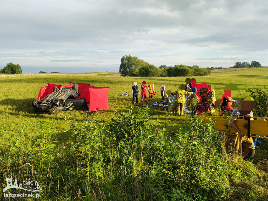 Wstrząsająca tragedia na drodze. Dwie osoby nie żyją, dwie w szpitalu