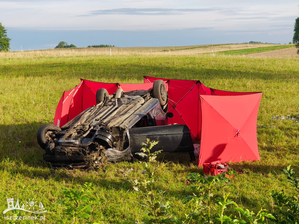 Wstrząsająca tragedia na drodze. Dwie osoby nie żyją, dwie w szpitalu