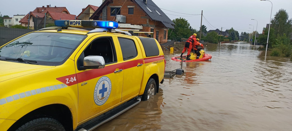 Ratownicy WOPR w akcji na południu Polski. Pomagają w ewakuacji mieszkańców z zalanych terenów