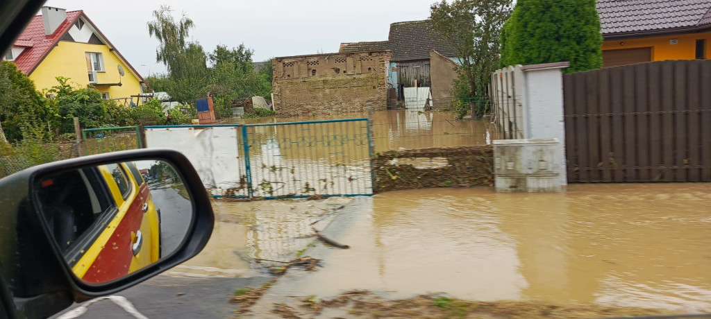 Ratownicy WOPR w akcji na południu Polski. Pomagają w ewakuacji mieszkańców z zalanych terenów