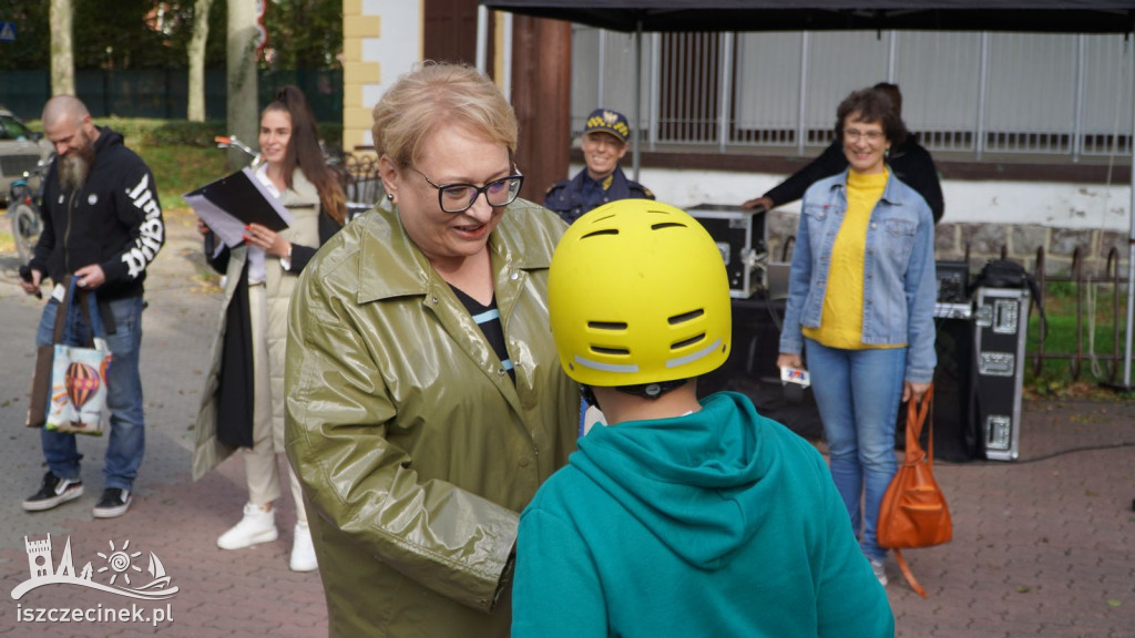 Dookoła Trzesiecka na rowerach. Tak Szczecinek świętował dzień bez samochodu.